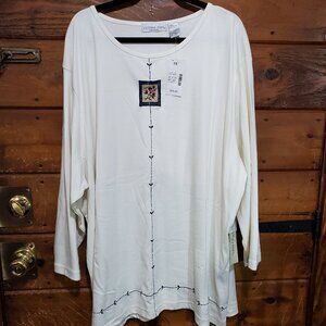 Woman's Plus Size Flower Designed Shirt